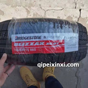 195-60R15-88S普利司通轮胎 195-60R15-88S普利司通轮胎