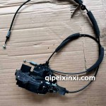 海馬-S5Y---右前門鎖塊