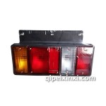 順達(dá)后左尾燈