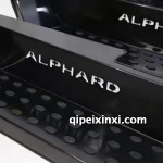 埃爾法-迎賓踏板