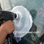 修復(fù)汽車玻璃