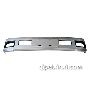 东风W15保险杠