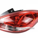 310尾燈