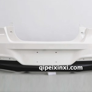 310后保险杠