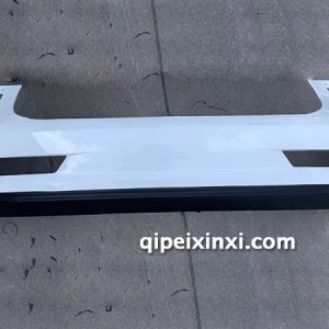 310W后保险杠