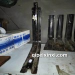 哈轻小解放501K油箱托架