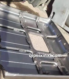 征途驾驶室顶盖