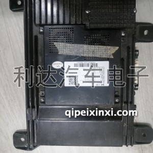 小鹏P5的车载信息系统控制主机(车机主板) 小鹏P5的车载信息系统控制主机(车机主板)