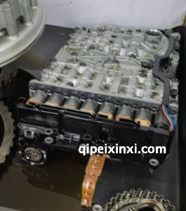 劳斯莱斯幻影8HP90变速箱维修 劳斯莱斯幻影8HP90变速箱维修