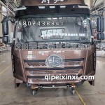 一汽解放J6L精英版驾驶室