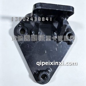 J6L水箱支架左1302025-14N J6L水箱支架左1302025-14N
