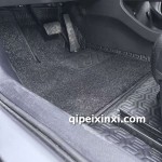 比亚迪海豹黑色脚垫