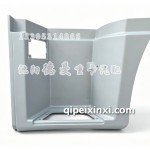 左车门合页盖板